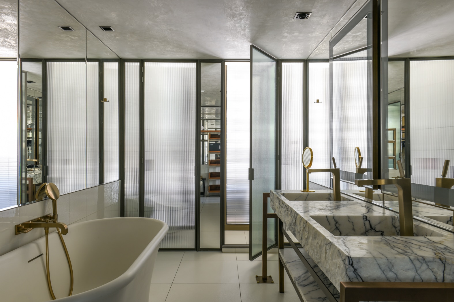 Brach suite Georges salle de bain Guillaume de Laubier